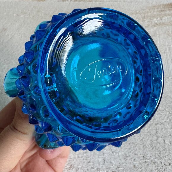 Vintage Small Blue Glass Fenton Hobnail Ruffle Vase - Picture 5 of 10